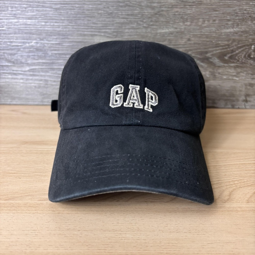 GAP Hat Cap Strap Back Black Embroidered Logo Mens Dad Hat Twill Baseball Casual